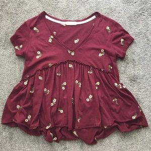 Altar’d State flowy Top with flower stitching🦋